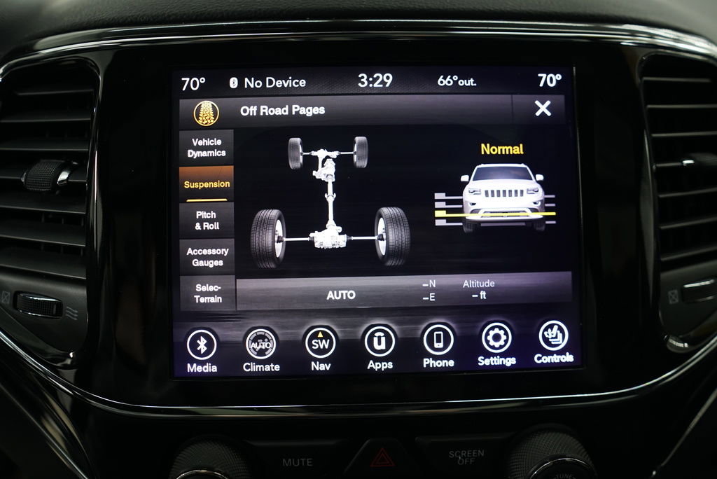 Used 2021 Jeep Grand Cherokee Trailhawk w/ Trailhawk Luxury Group image 33