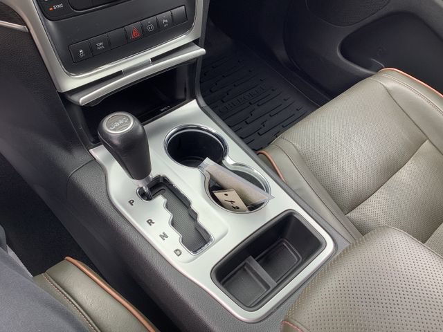 Used 2011 Jeep Grand Cherokee 70th Anniversary RWD image 18