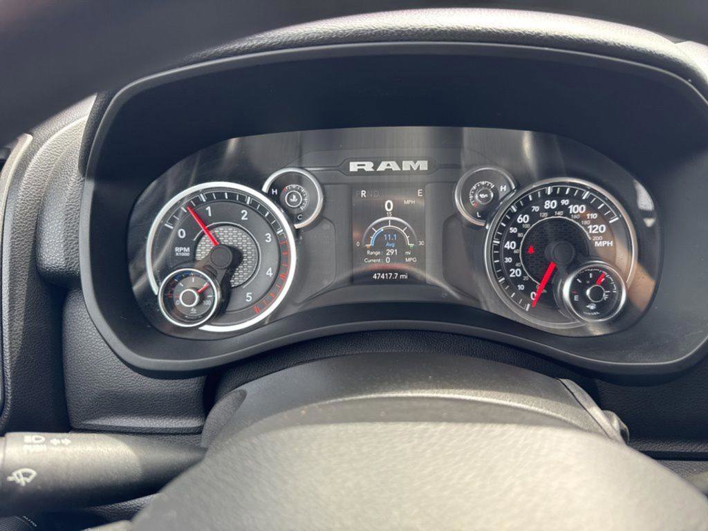 Used 2024 RAM 3500 Tradesman w/ Chrome Appearance Group image 15