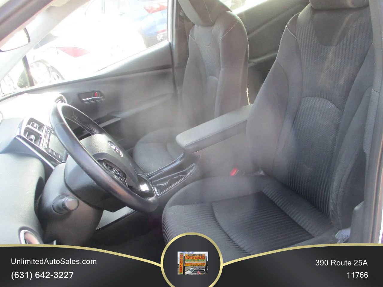 Used 2021 Toyota Prius Prime LE FWD image 6