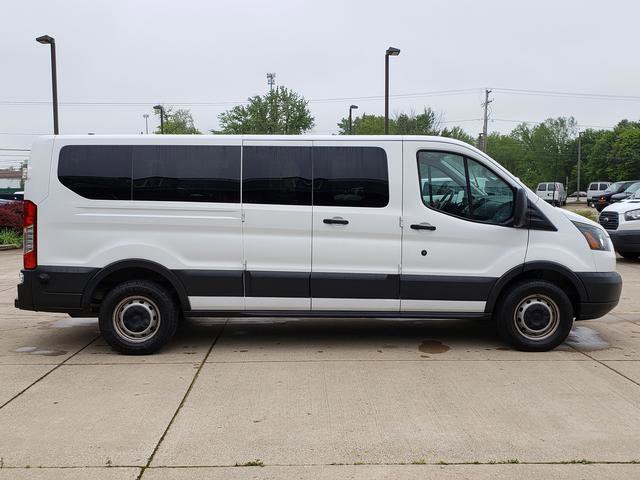 Used 2016 Ford Transit 350 XL image 7