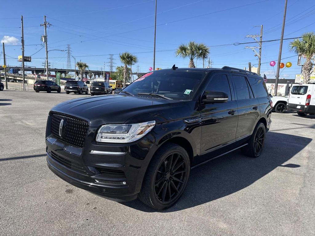 Used 2020 Lincoln Navigator Reserve w/ Equipment Group 208A Reserve image 3