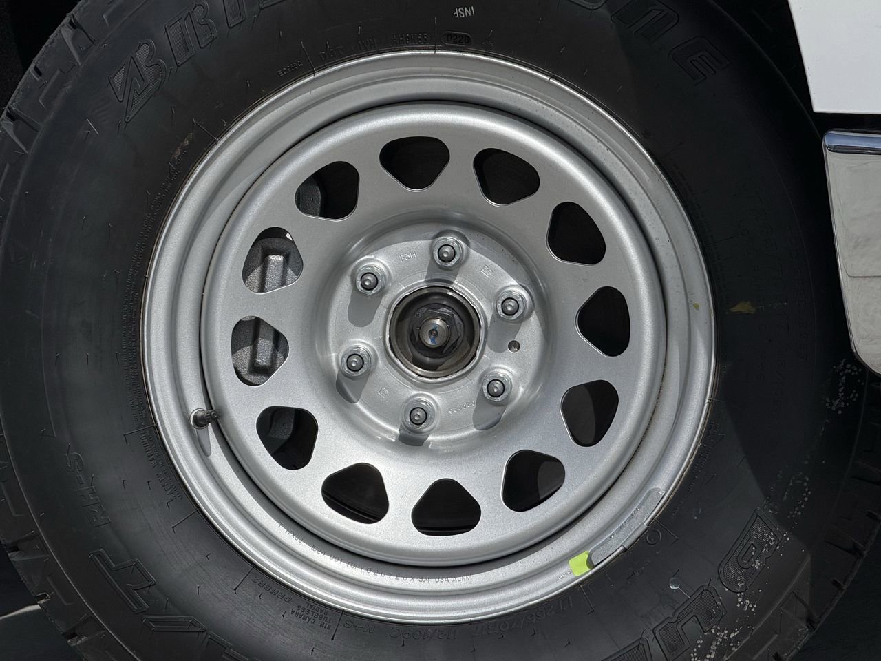 New 2026 Chevrolet Silverado 1500 W/T w/ WT Safety Package AWD/4WD image 9