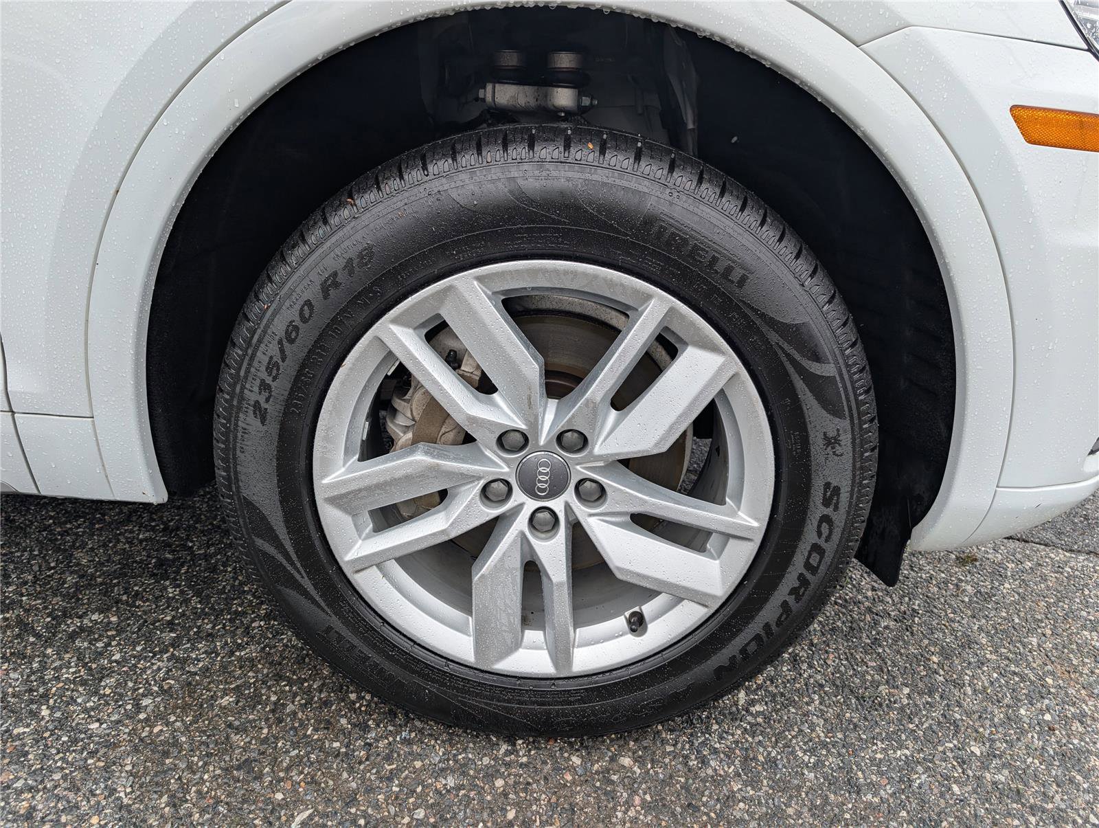Used 2020 Audi Q5 2.0T Premium w/ Convenience Package AWD/4WD image 9