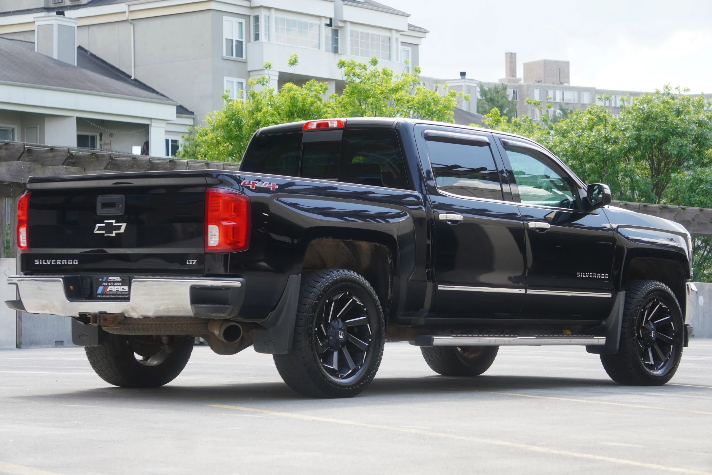 Used 2017 Chevrolet Silverado 1500 LTZ w/ Sport Package AWD/4WD image 14
