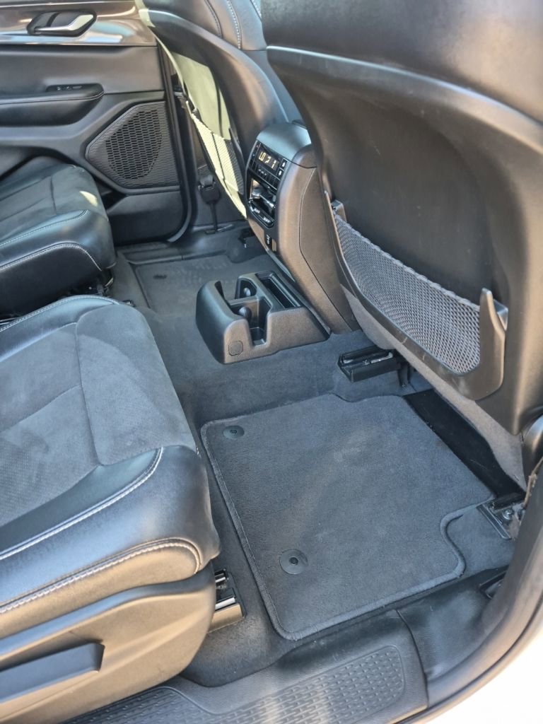 Used 2023 Jeep Grand Cherokee L Altitude AWD/4WD image 37