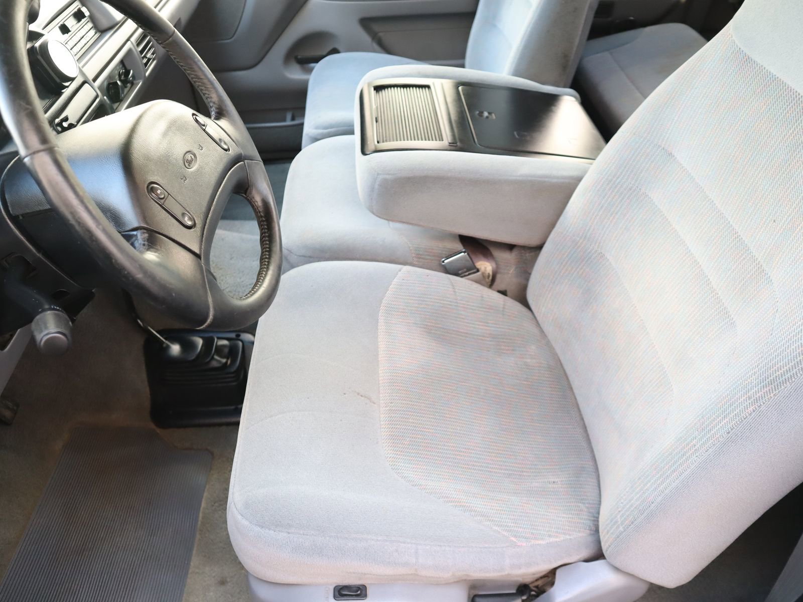 Used 1997 Ford F250 XLT HD image 35