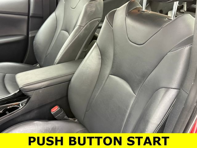 Used 2021 Toyota Prius Prime Limited image 10