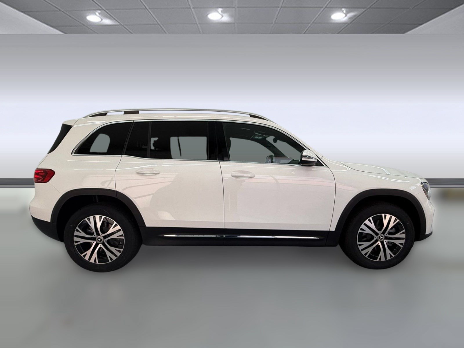 New 2026 Mercedes-Benz GLB 250 image 7