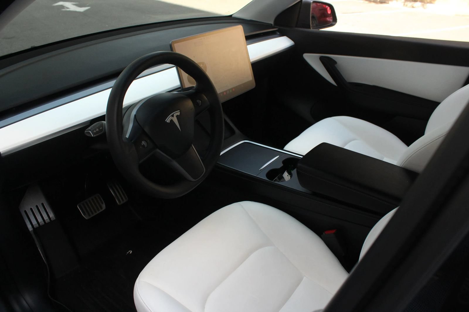 Used 2021 Tesla Model Y Long Range AWD/4WD image 13
