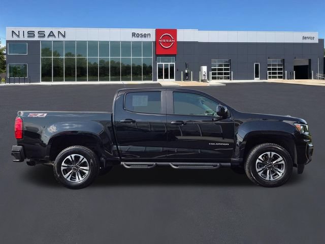 Used 2022 Chevrolet Colorado Z71 AWD/4WD image 2