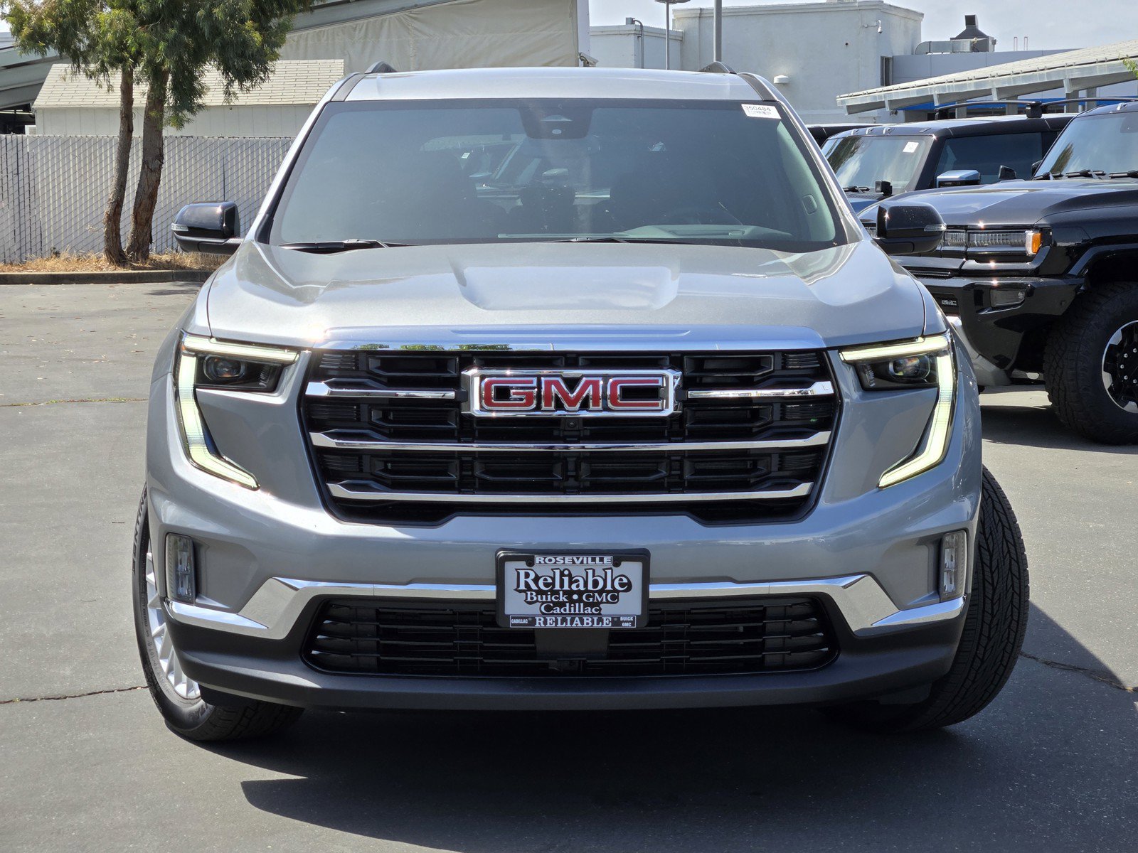 New 2025 GMC Acadia Elevation w/ Elevation Premium Package FWD image 2