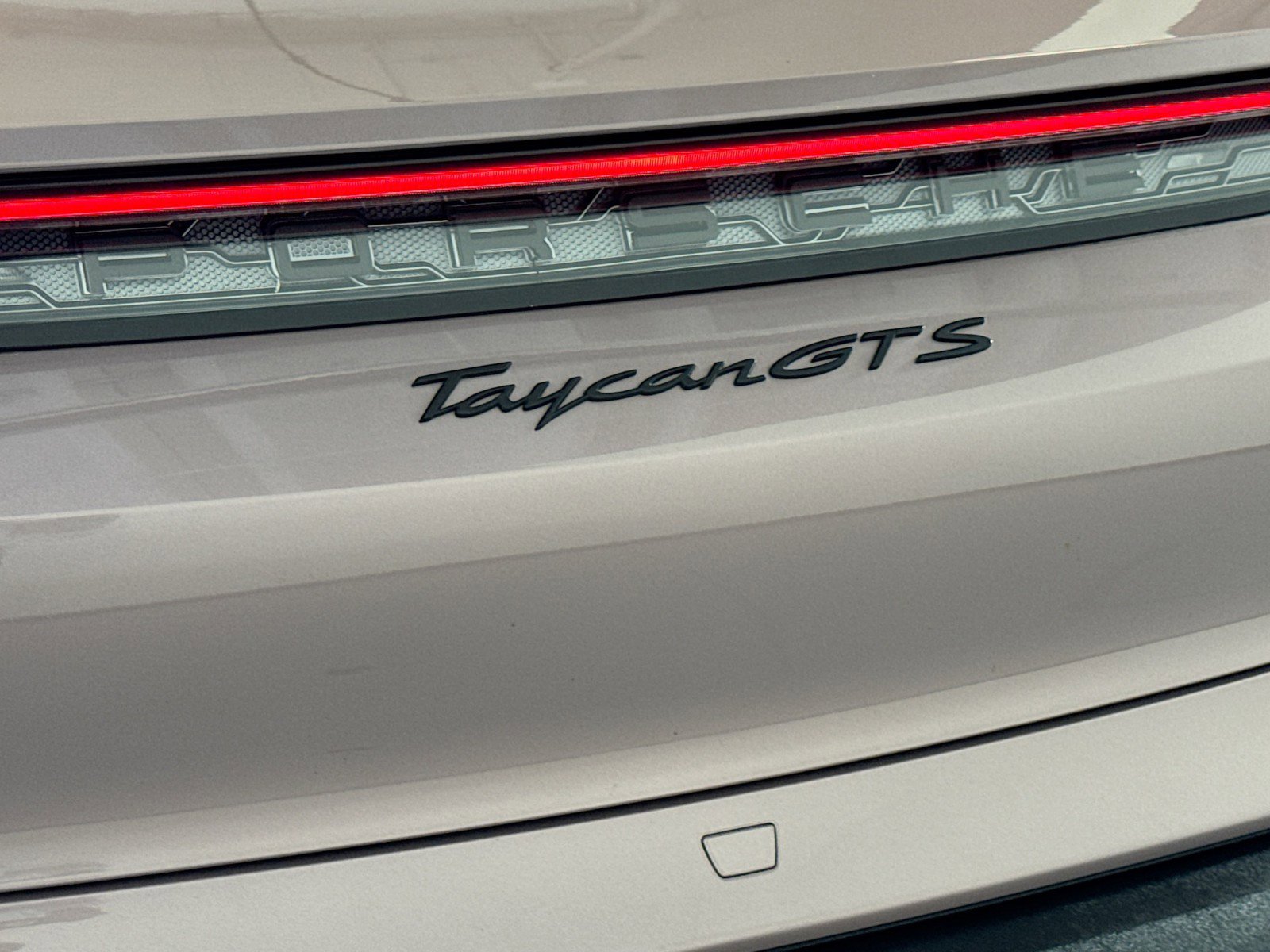 Certified 2022 Porsche Taycan GTS w/ Premium Package (P6U) image 25