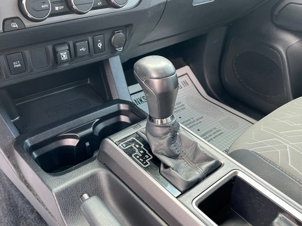 Used 2021 Toyota Tacoma TRD Sport AWD/4WD image 24