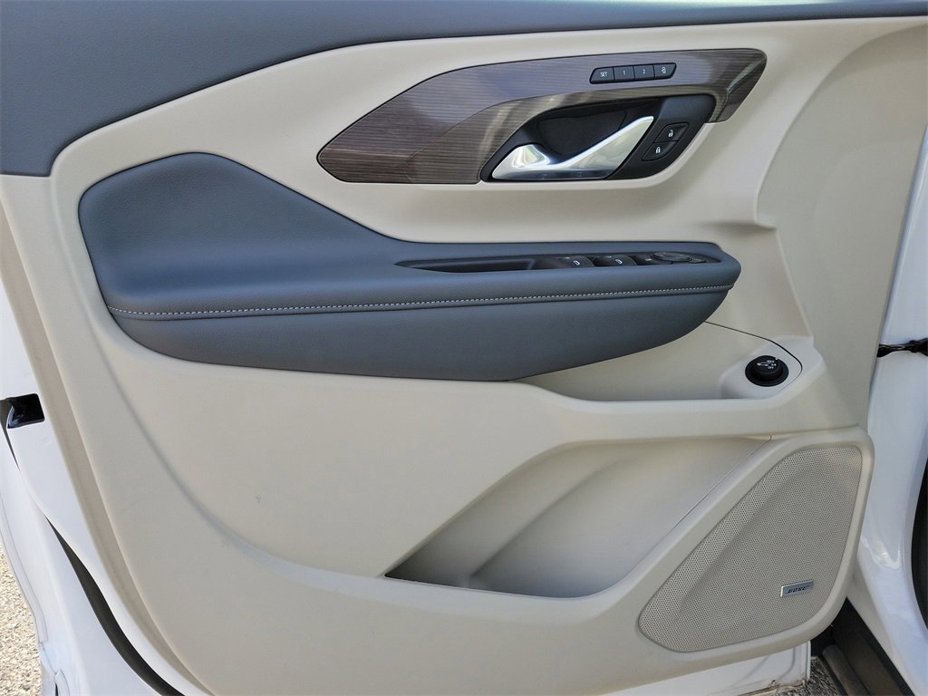 Used 2022 GMC Terrain Denali w/ Denali Premium Package image 18