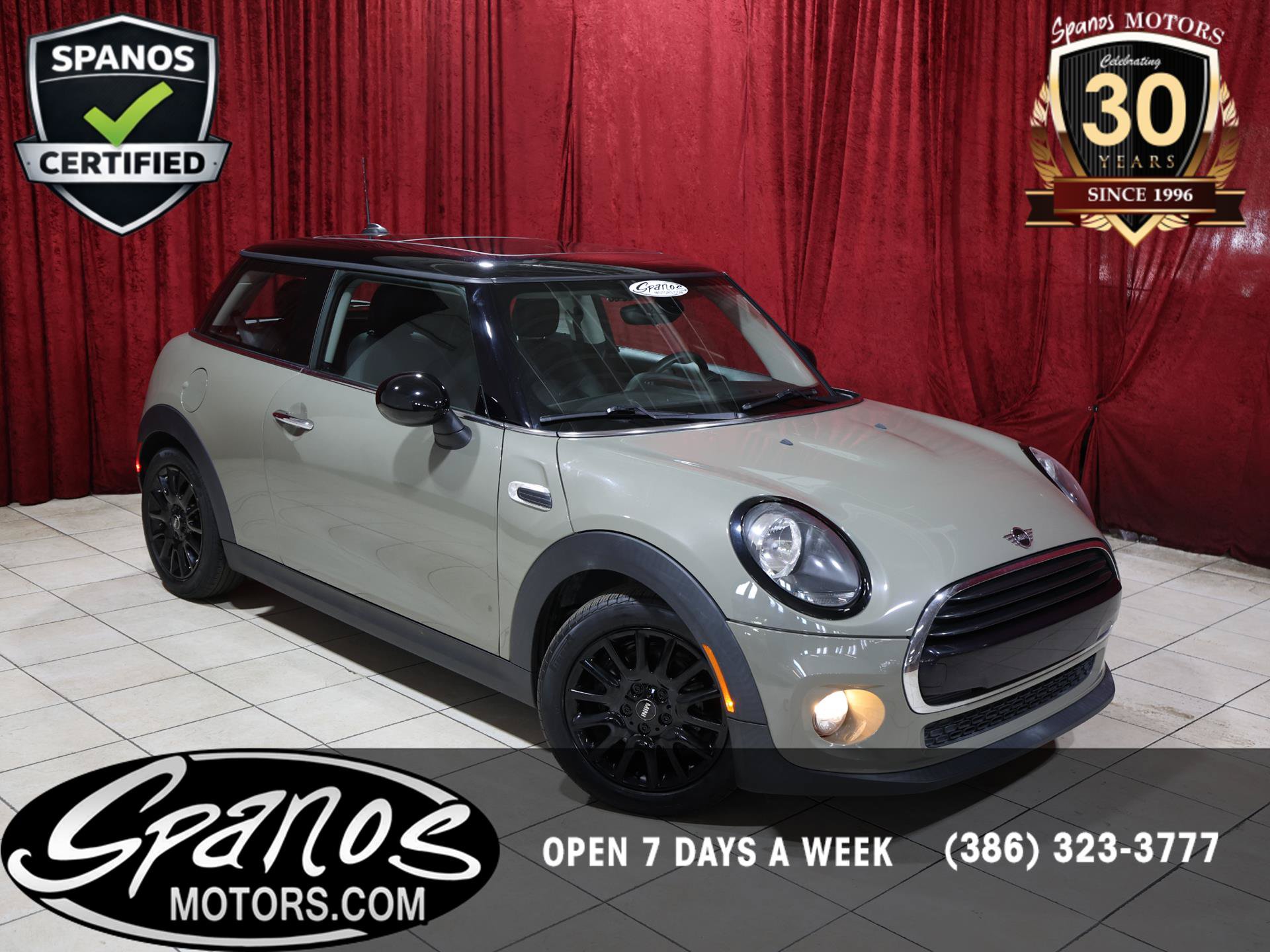 Used 2019 MINI Cooper 2-Door Hardtop FWD image 1