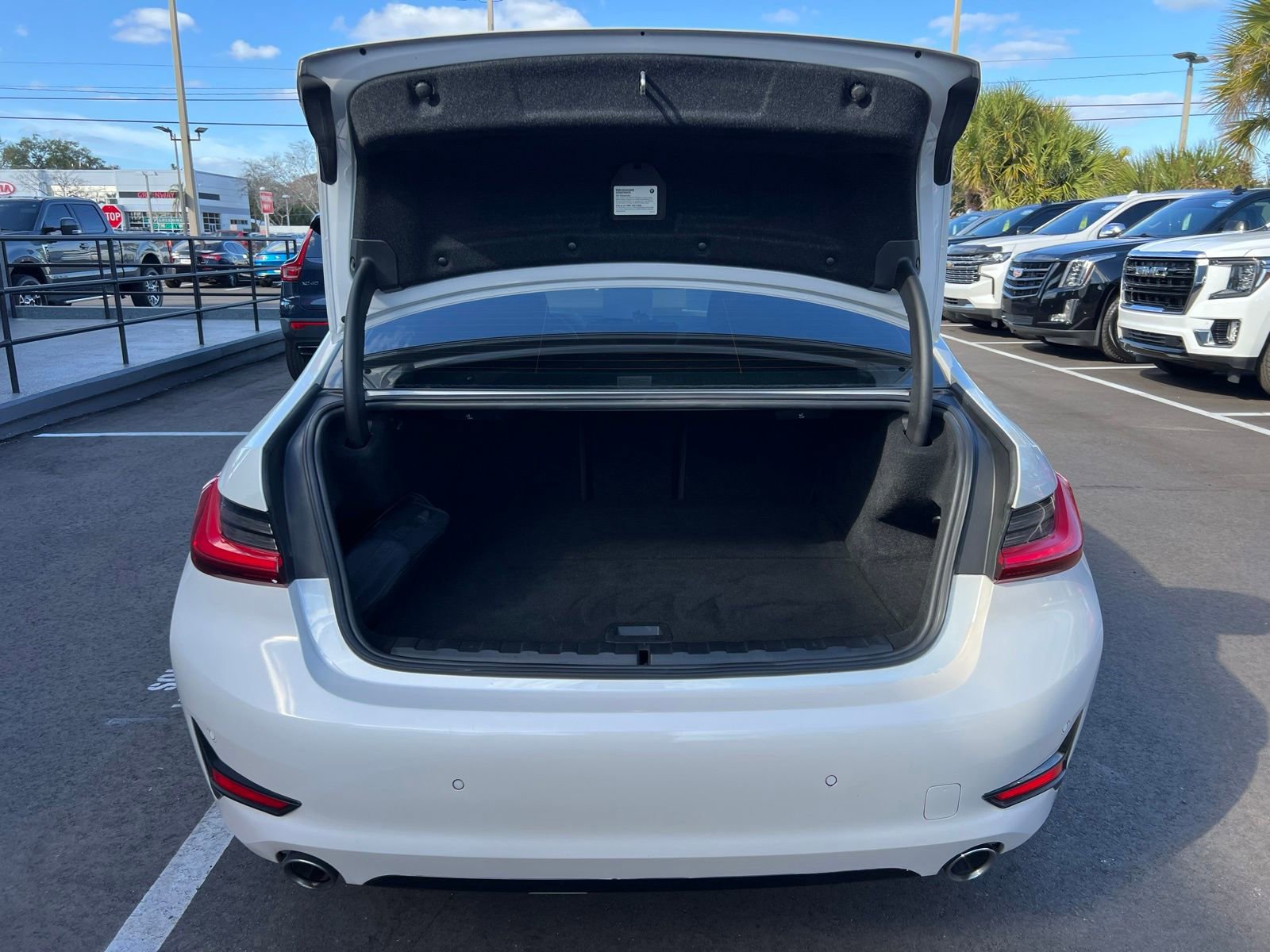 Used 2021 BMW 330e w/ Premium Package image 20