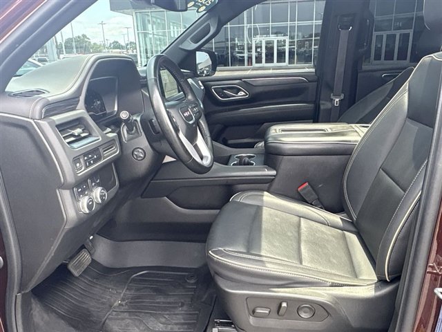 Certified 2023 GMC Yukon XL SLT w/ SLT Premium Package AWD/4WD image 20