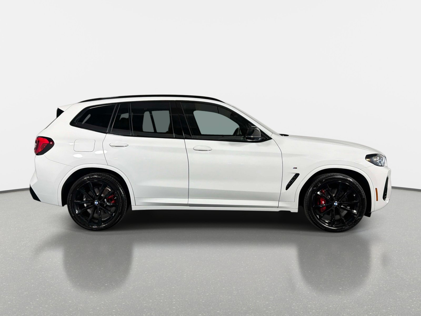 Used 2024 BMW X3 M40i w/ Premium Essential Package AWD/4WD image 2