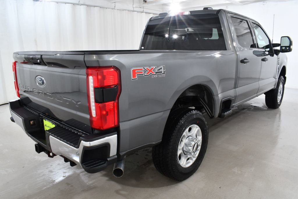 New 2026 Ford F350 XLT w/ 360-Degree Camera Package image 11