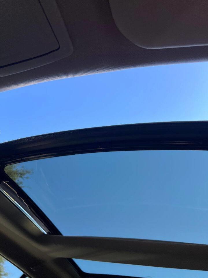 Used 2013 Ford Edge SEL image 20