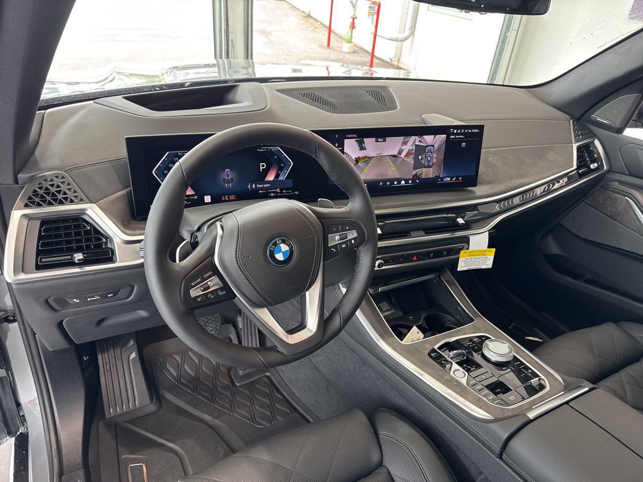 New 2026 BMW X5 xDrive50e w/ Executive Package AWD/4WD image 17