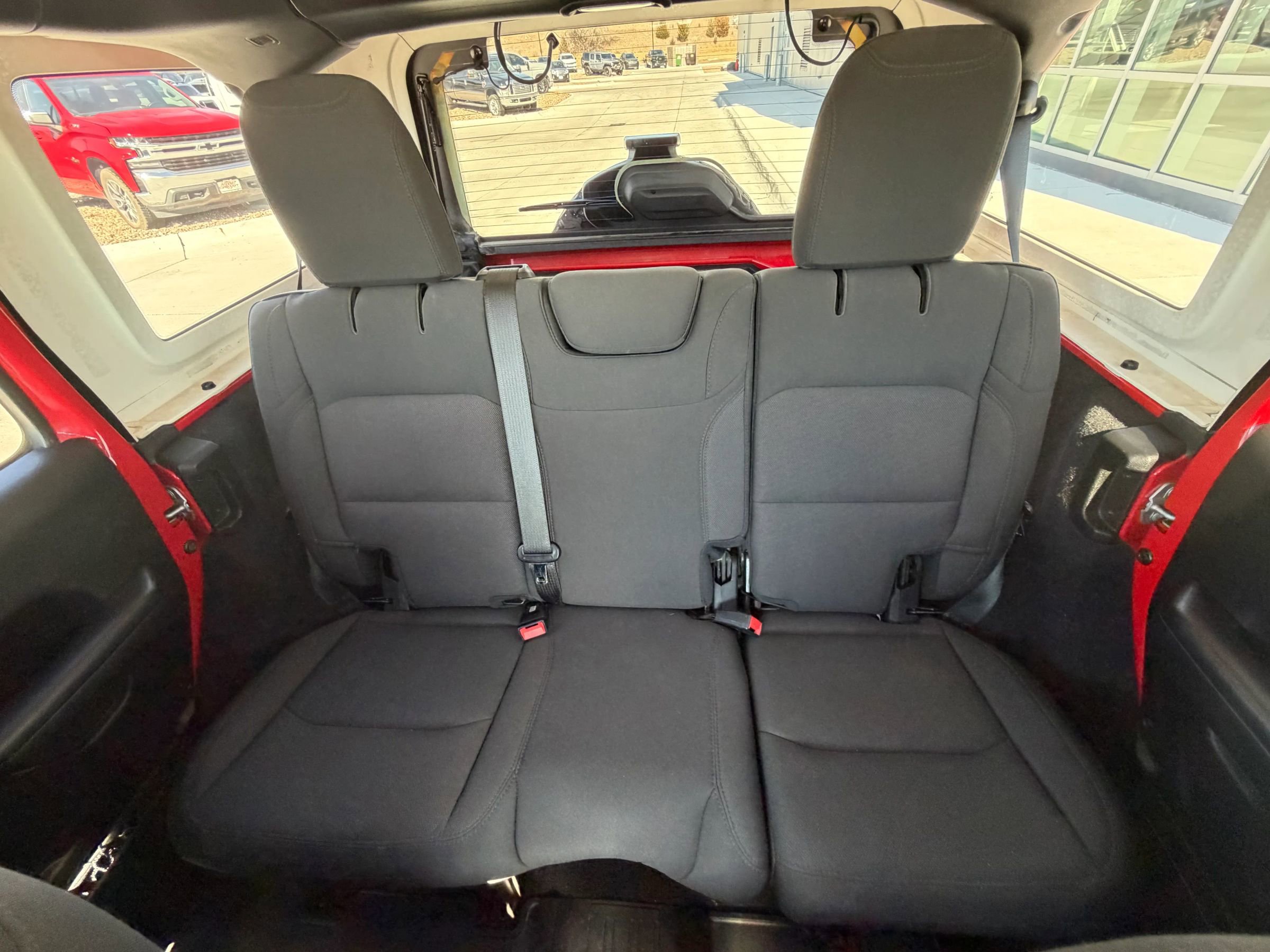 Used 2019 Jeep Wrangler Unlimited Sport image 11