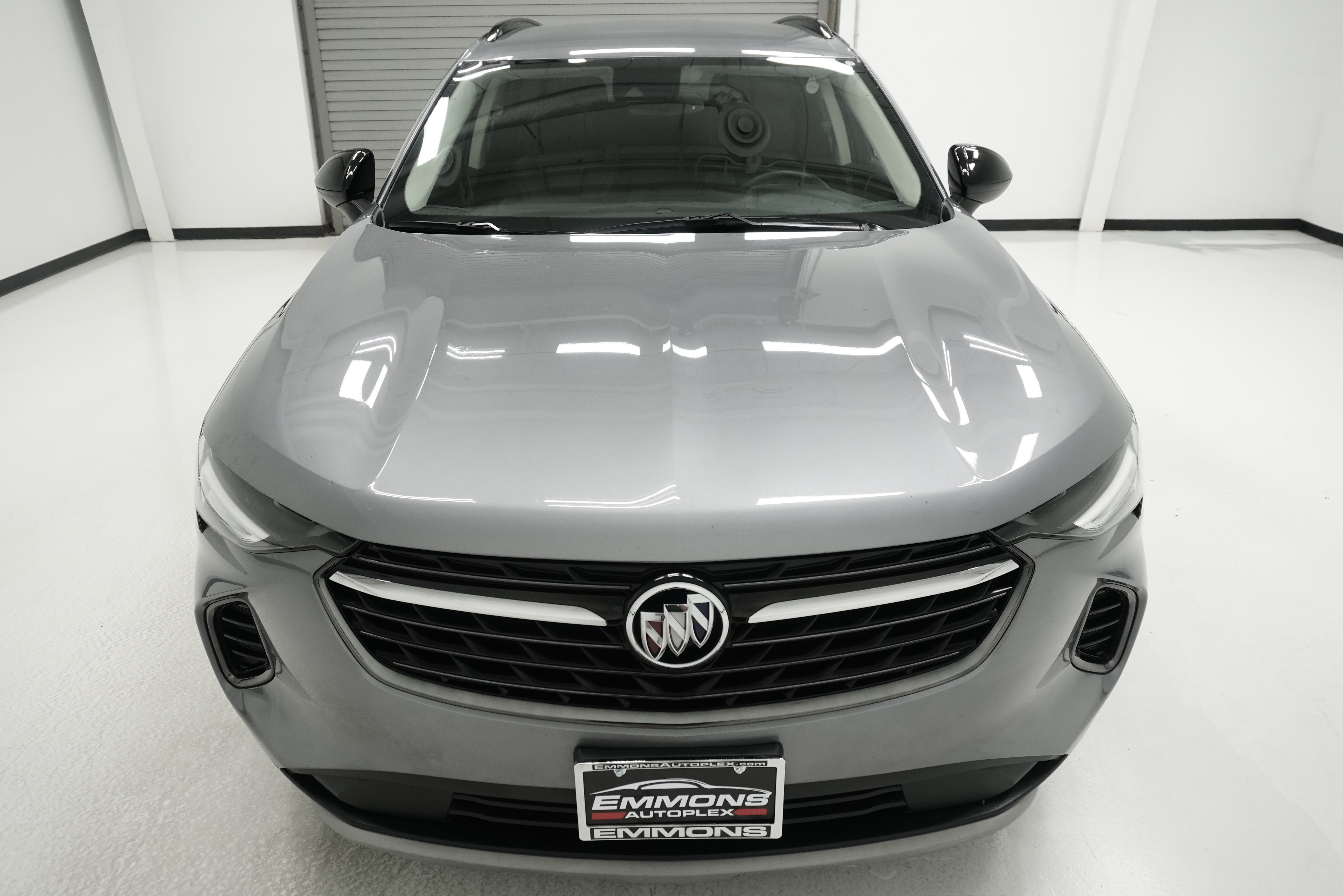 Used 2021 Buick Envision Essence w/ Sport Touring Package FWD image 2