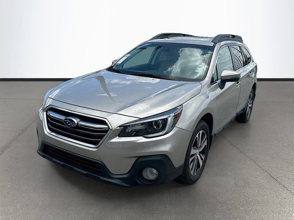 Used 2018 Subaru Outback 3.6R Limited AWD/4WD image 3