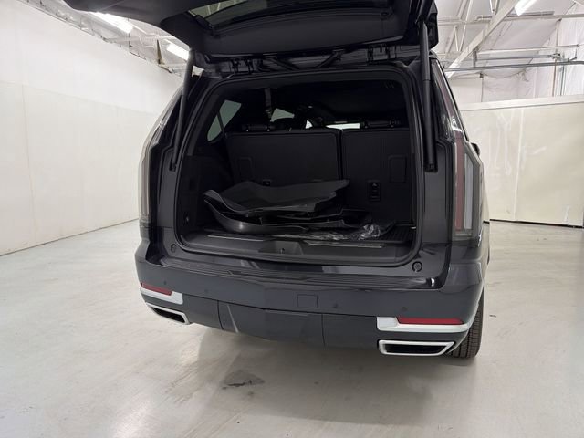 New 2026 Cadillac Escalade Luxury w/ LPO, Radiant Package image 27