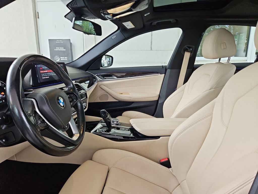 Used 2019 BMW 530i xDrive w/ Convenience Package AWD/4WD image 23