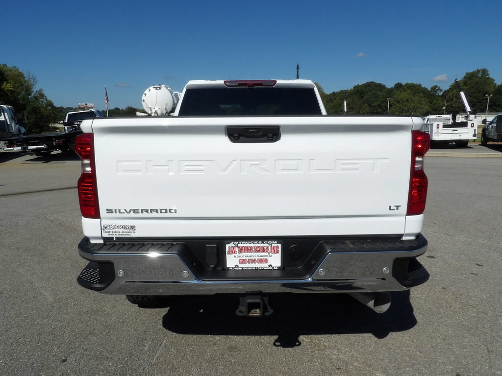 Used 2025 Chevrolet Silverado 3500 LT w/ Safety Package AWD/4WD image 6