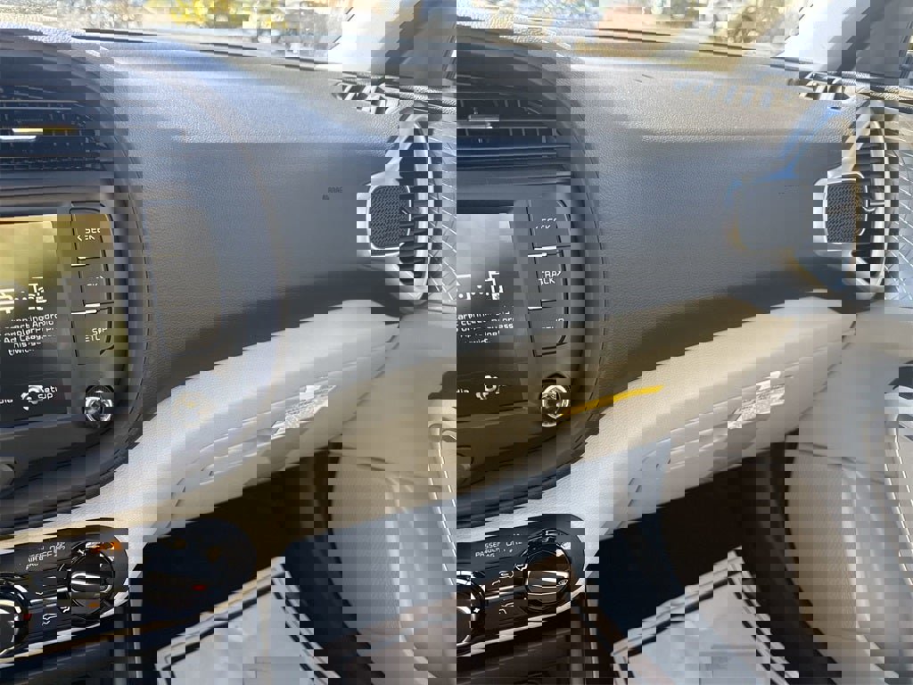 New 2025 Kia Soul LX image 10