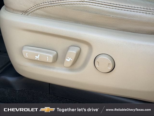 Used 2019 Toyota 4Runner Limited AWD/4WD image 31