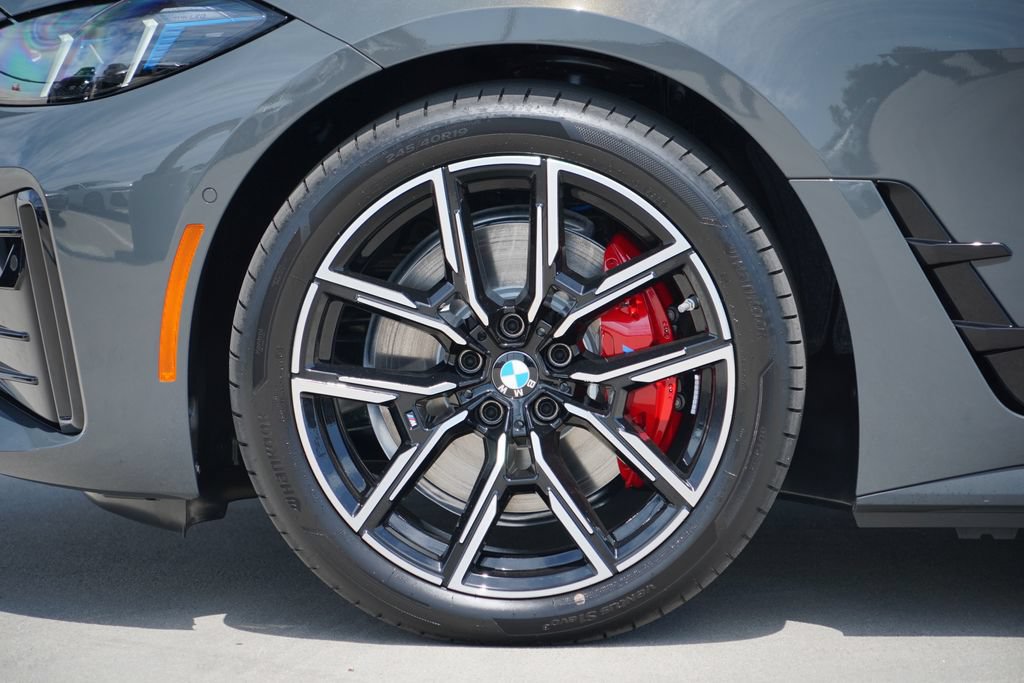 New 2026 BMW i4 eDrive40 w/ M Sport Package RWD image 5