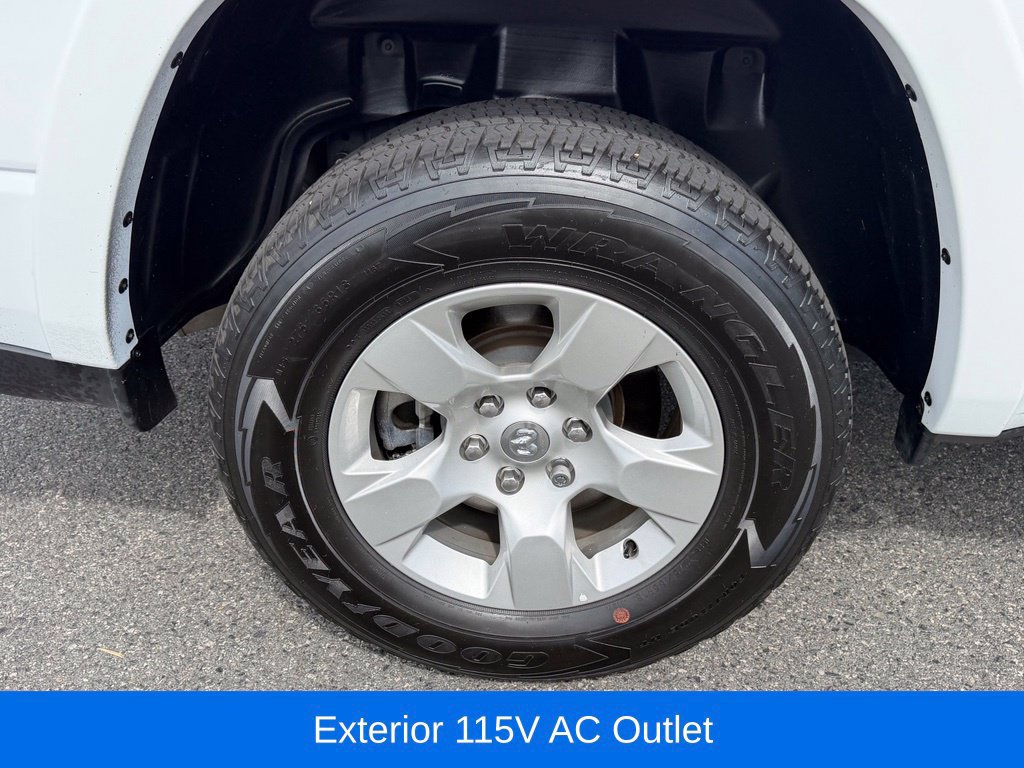 Certified 2025 RAM 1500 Big Horn AWD/4WD image 16