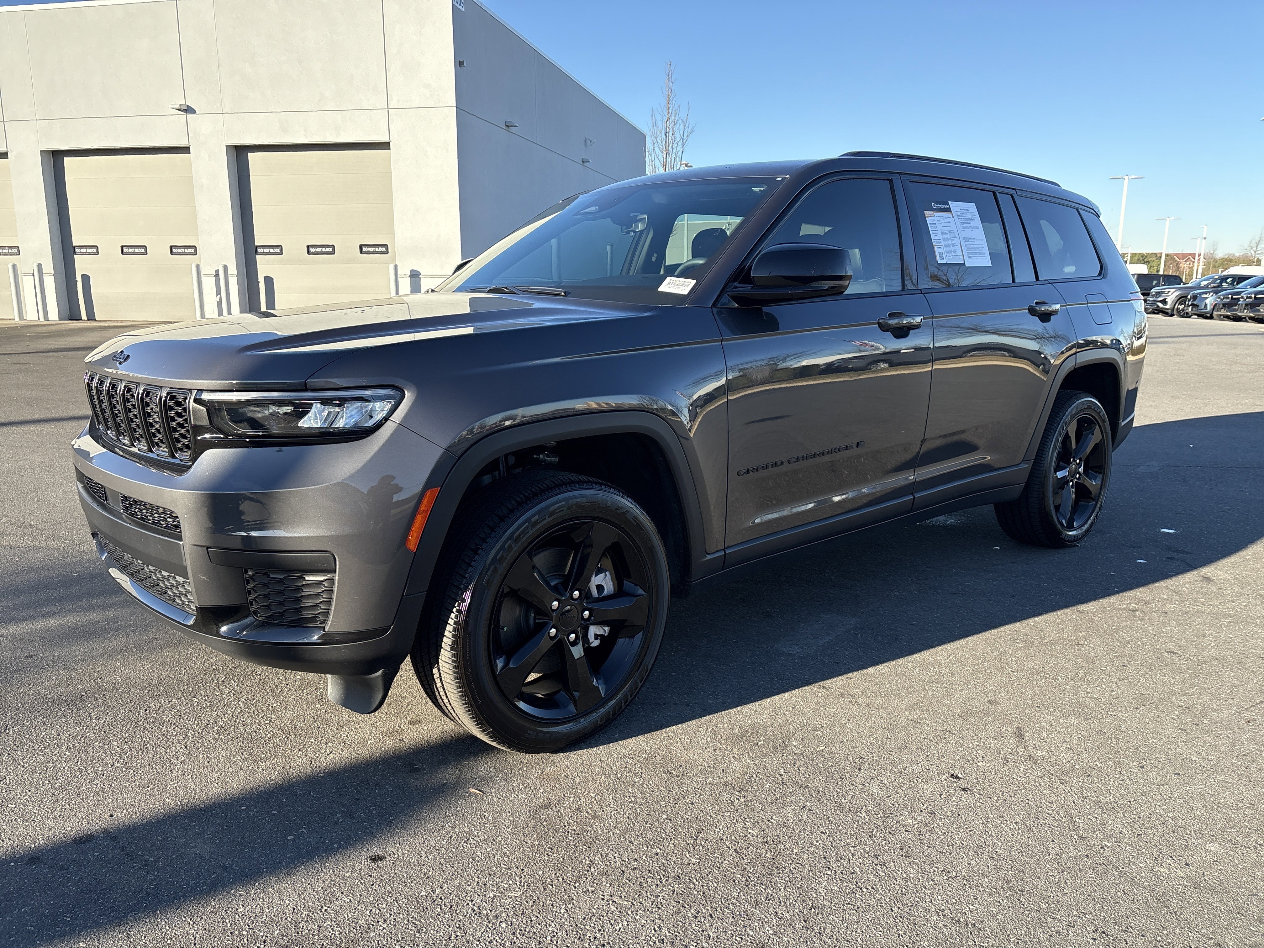 Certified 2025 Jeep Grand Cherokee L Altitude image 5