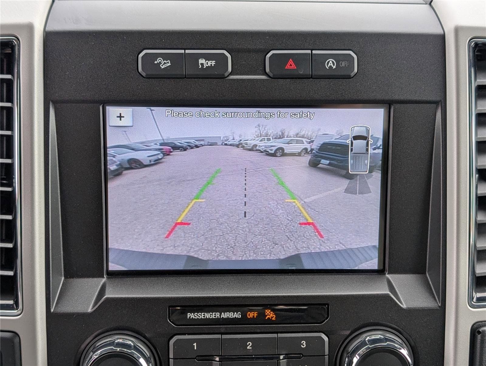 Used 2019 Ford F150 Lariat image 28