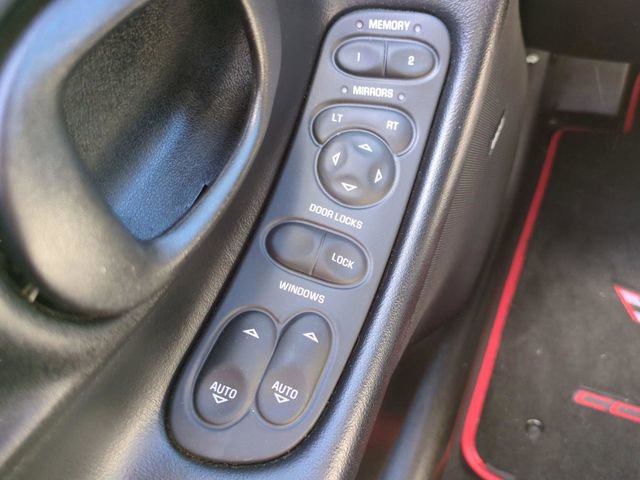 Used 2003 Chevrolet Corvette Convertible w/ Preferred Equipment Group1 image 19