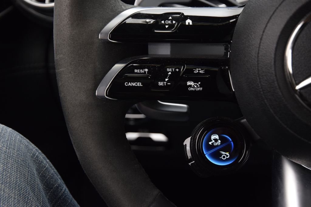 Certified 2022 Mercedes-Benz SL 55 AMG 4MATIC image 22