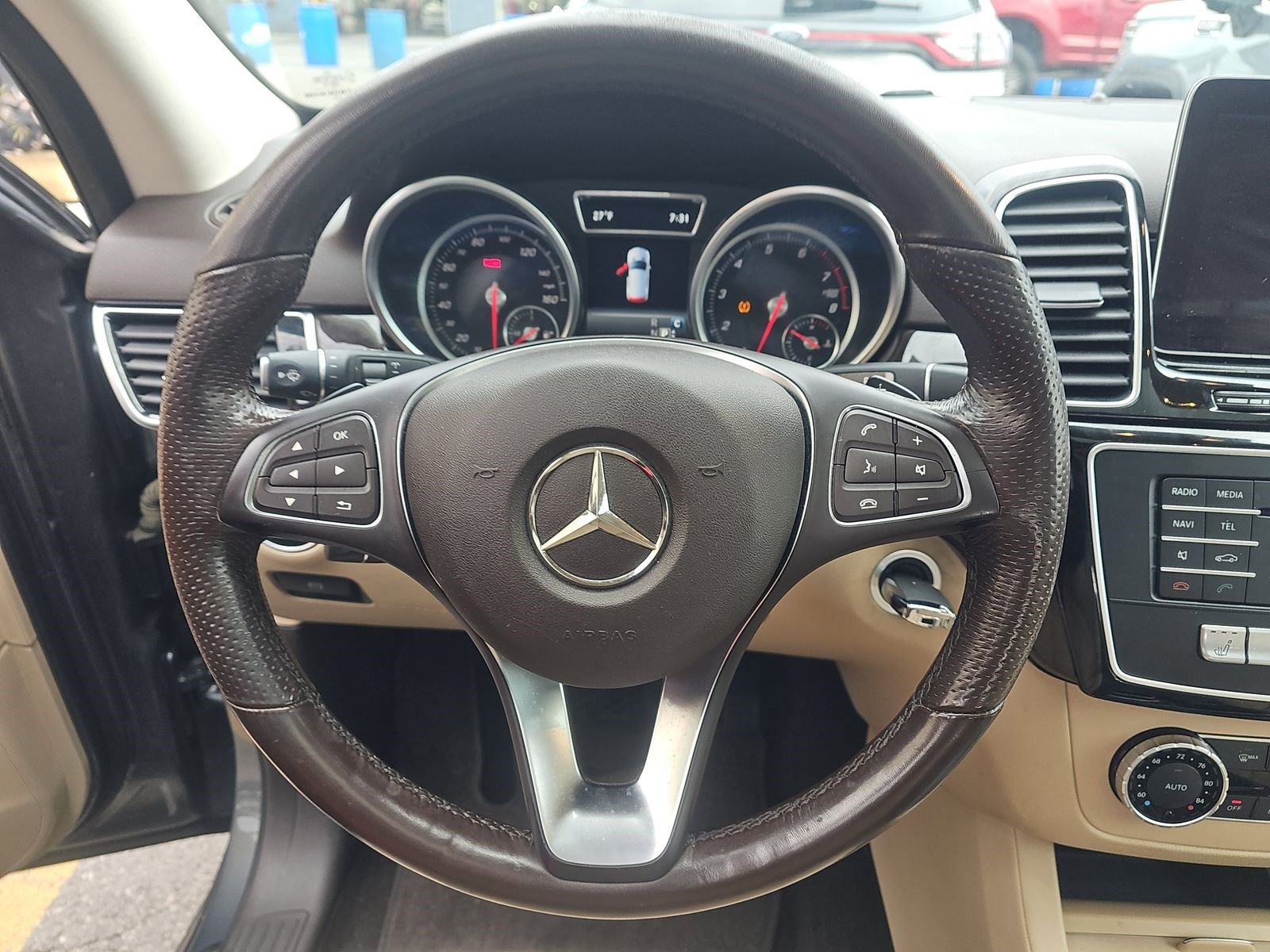 Used 2018 Mercedes-Benz GLE 350 w/ Premium 1 Package image 13