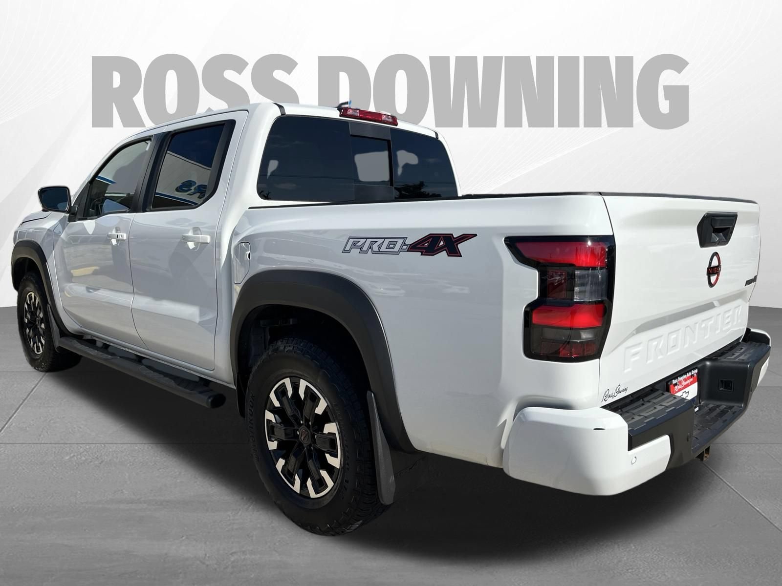 Used 2024 Nissan Frontier PRO-4X w/ Pro Convenience Package AWD/4WD image 6