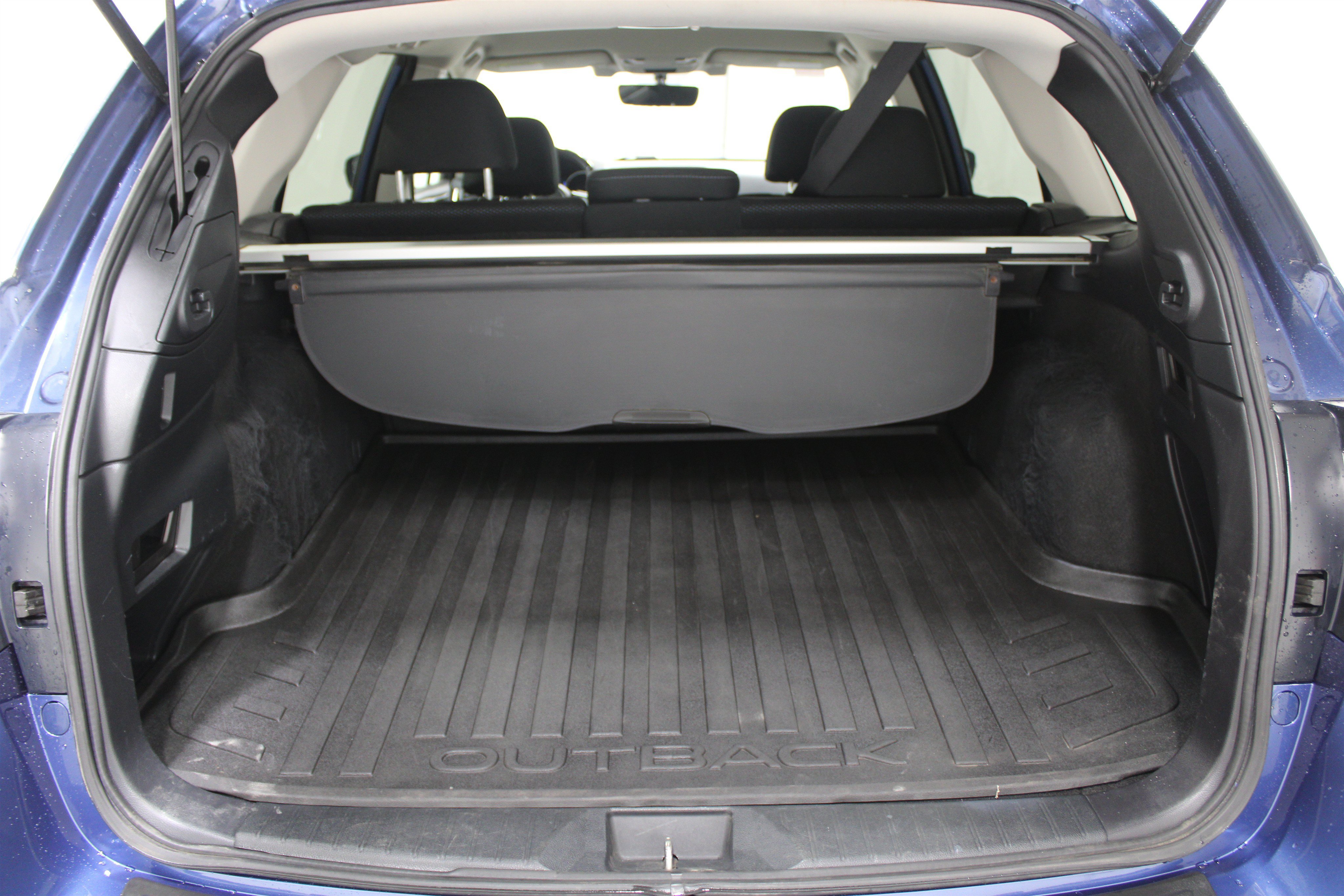 Used 2019 Subaru Outback 2.5i Premium AWD/4WD image 30