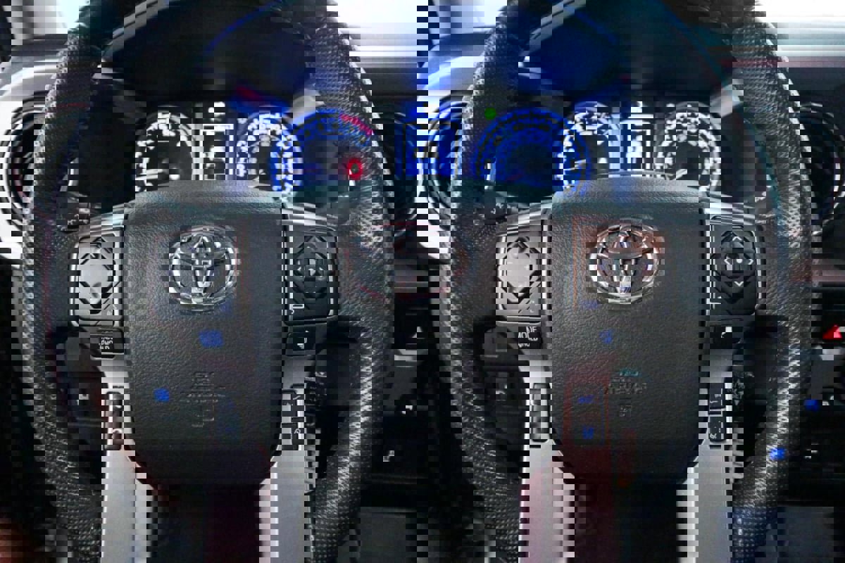 Used 2021 Toyota Tacoma SR5 image 15