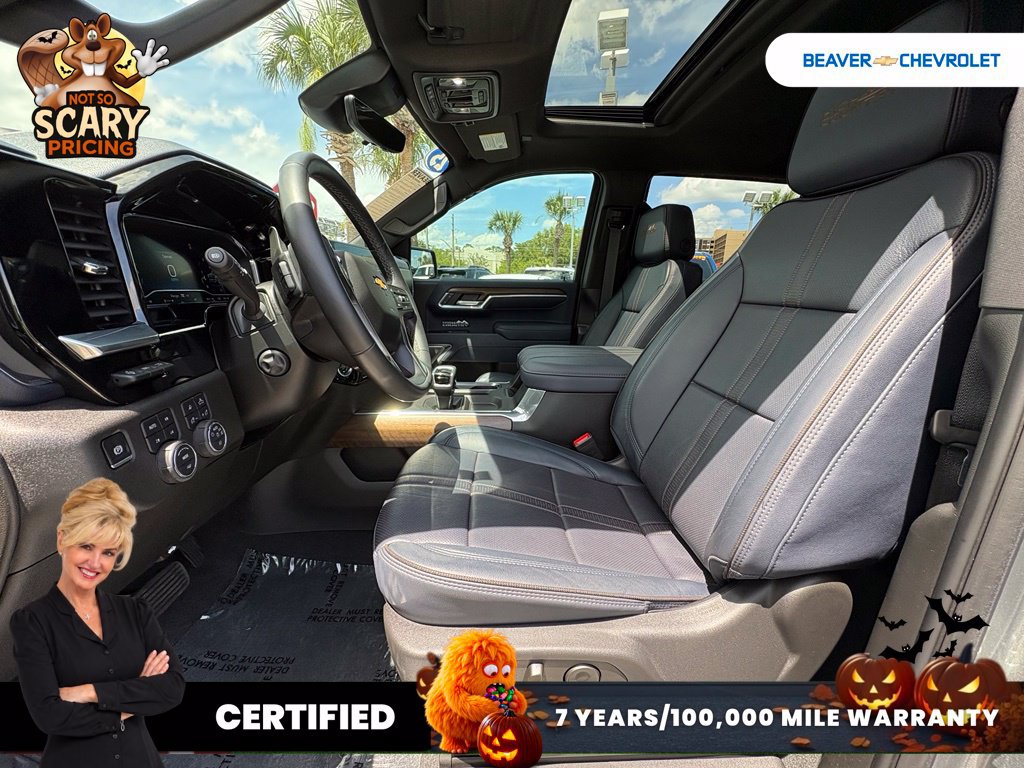Used 2025 Chevrolet Silverado 1500 High Country w/ Technology Package AWD/4WD image 13