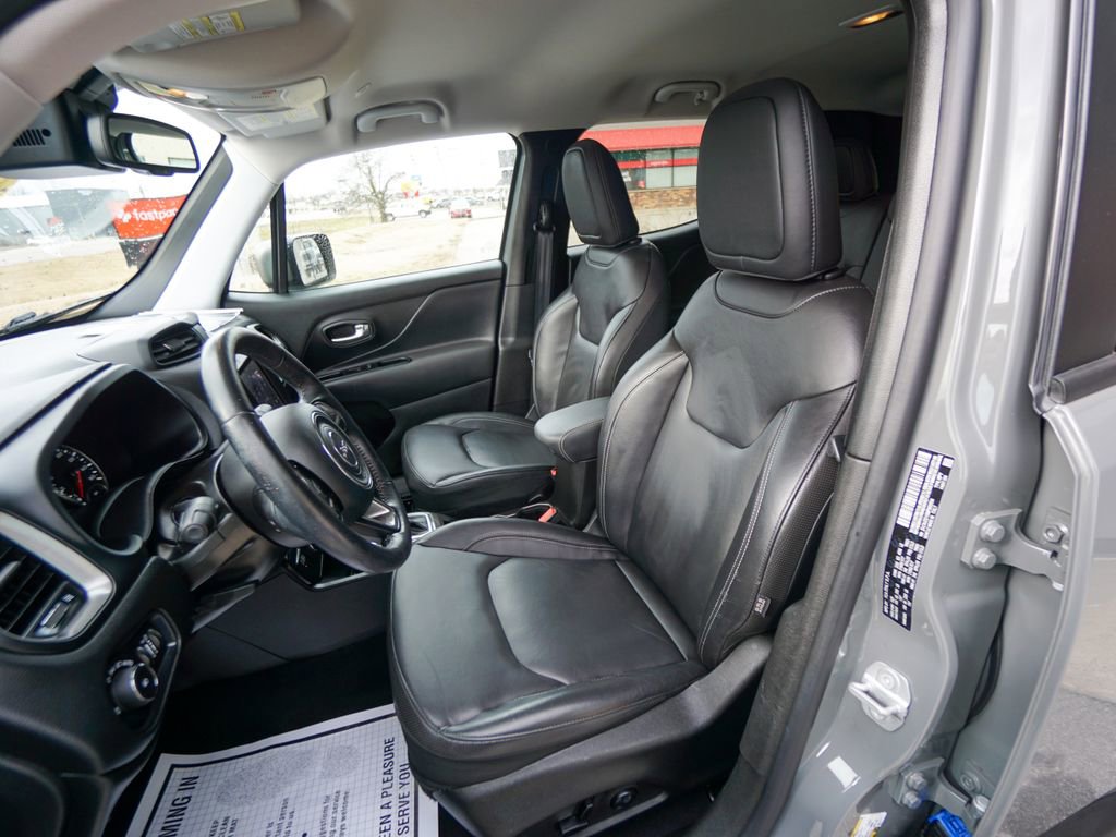 Used 2021 Jeep Renegade Limited image 19