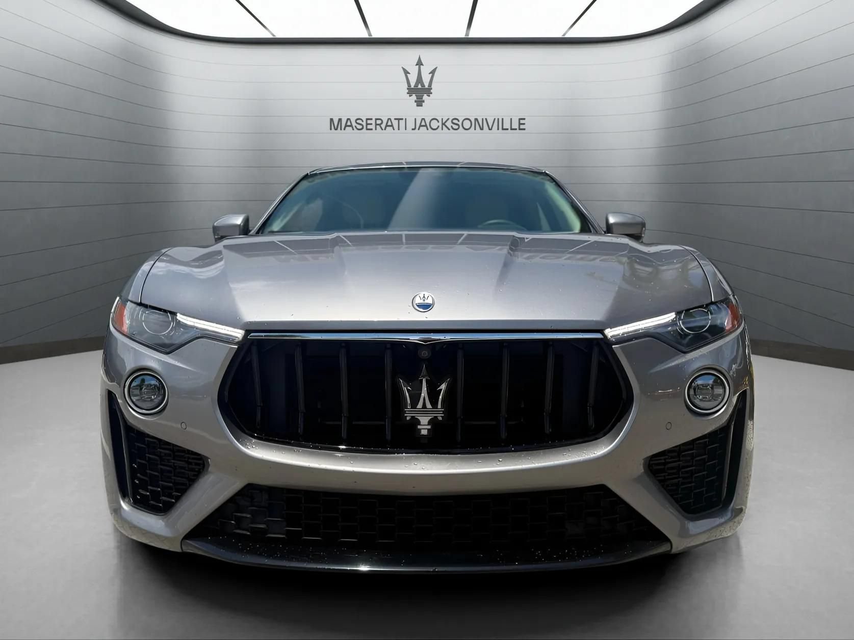 Used 2022 Maserati Levante Modena AWD/4WD image 15