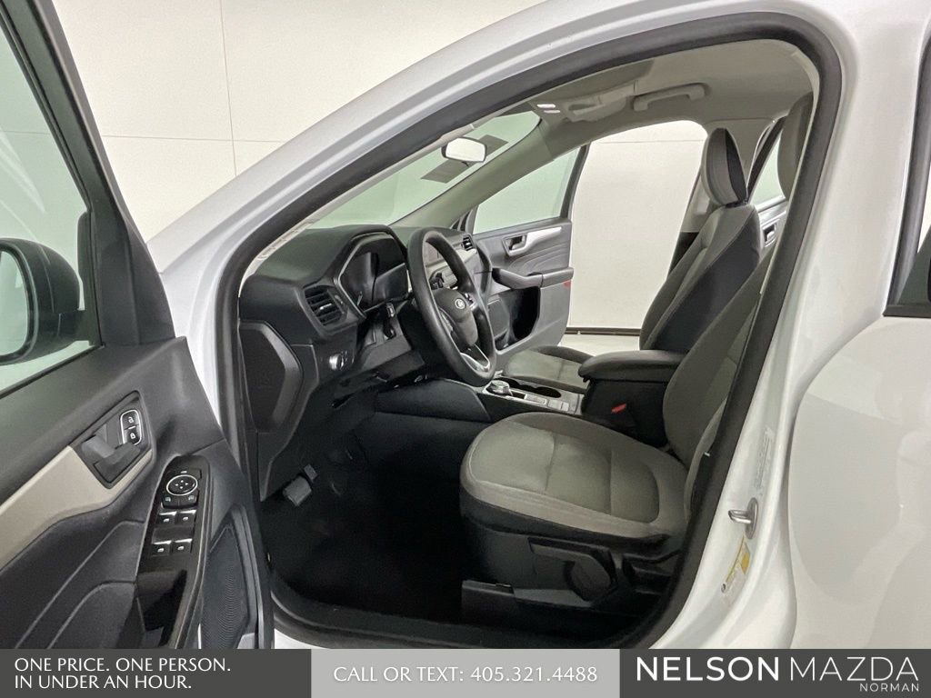 Used 2021 Ford Escape S image 11