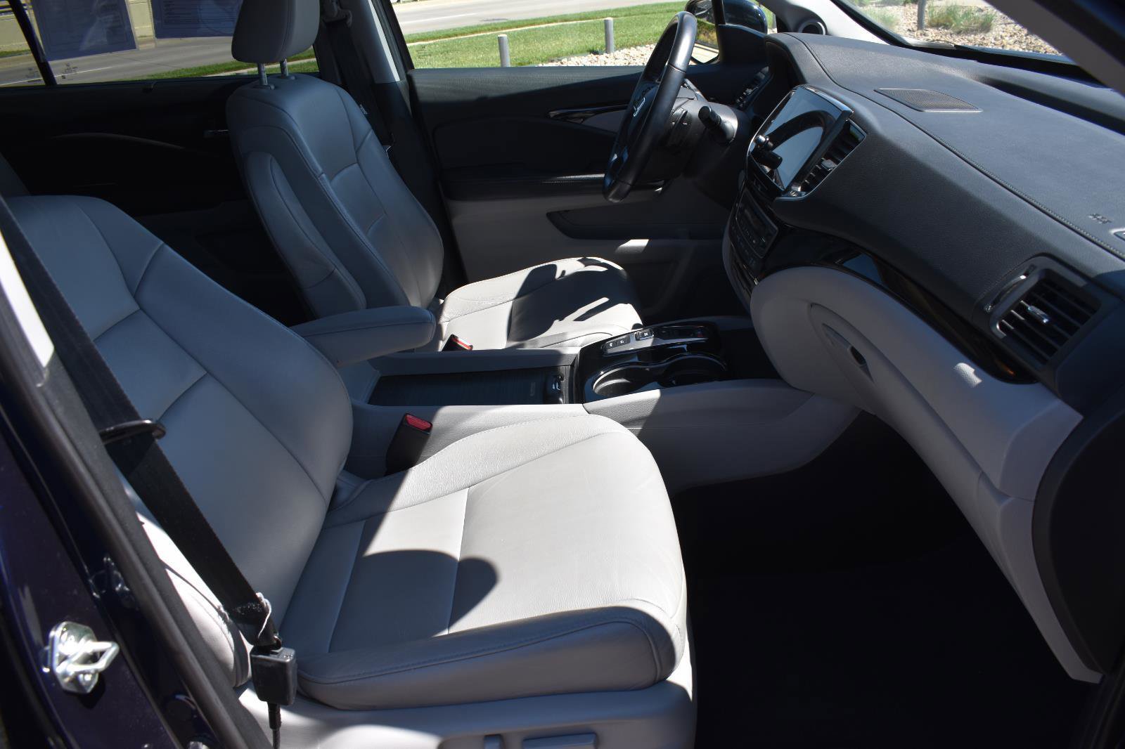 Used 2019 Honda Pilot Touring image 16