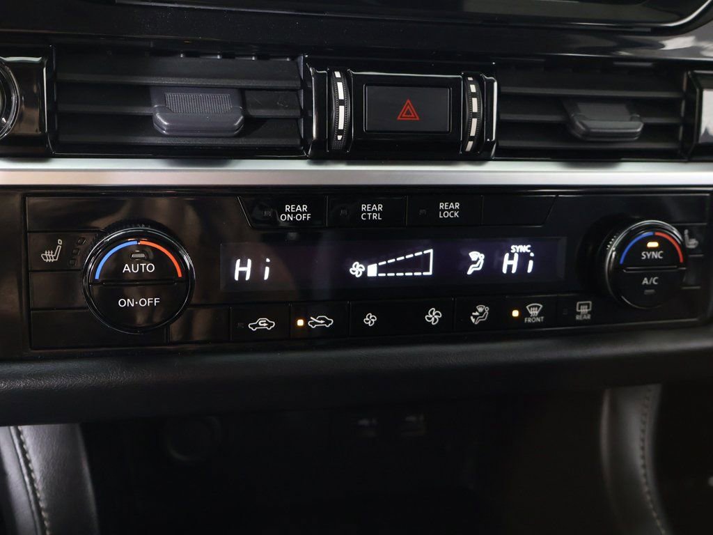 Used 2023 Nissan Pathfinder SV image 48